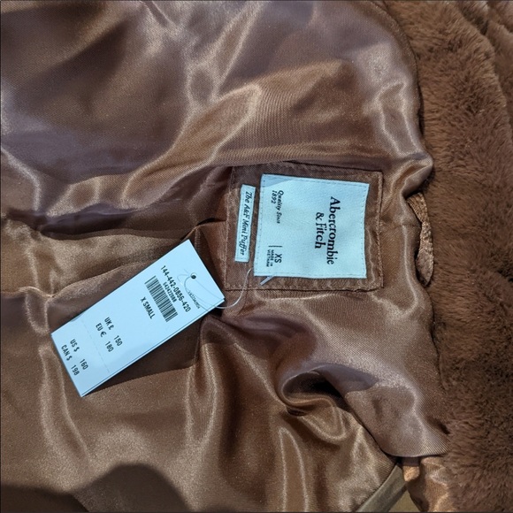 Abercrombie and Fitch XS Faux Fur Mini Puffer jacket - Picture 5 of 5